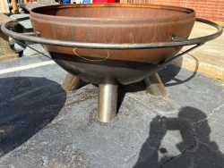FIRE PIT 41" W/ BOOT RING