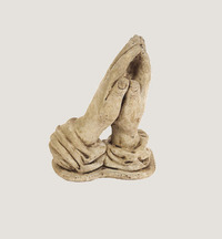 STATUE PRAYING HANDS